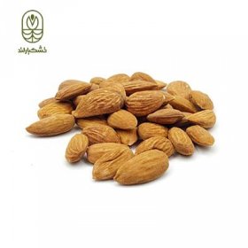 مغز بادام درختی تفت داده بی نمک